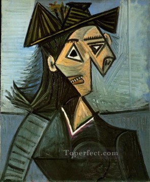 Pablo Picasso Painting - Busto de Mujer con Sombrero de Flores 1942 Cubismo Pablo Picasso